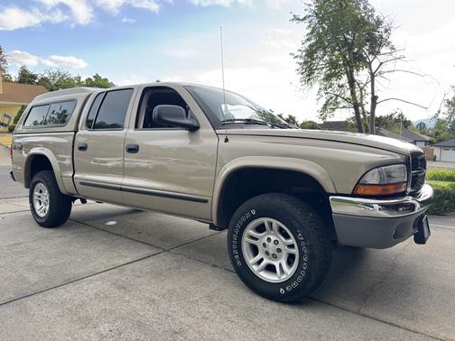 2003 Dodge Dakota SLT Quad Cab
