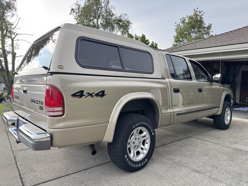 2003 Dodge Dakota SLT Quad Cab