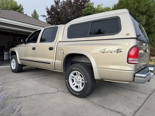 2003 Dodge Dakota SLT Quad Cab