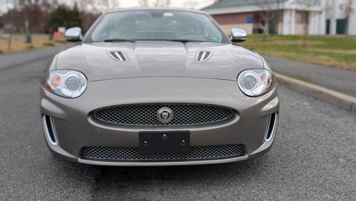 2010 Jaguar XKR Base