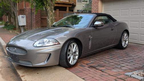 2010 Jaguar XKR Base