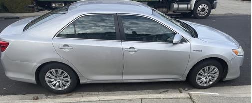 2014 Toyota Camry Hybrid LE