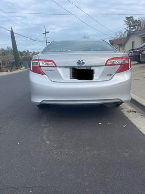 2014 Toyota Camry Hybrid LE