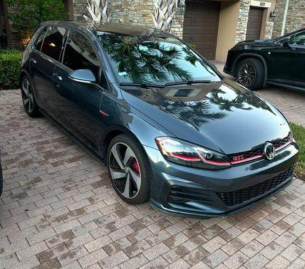 Blue 2018 Volkswagen Golf GTI 2.0T SE 4-Door