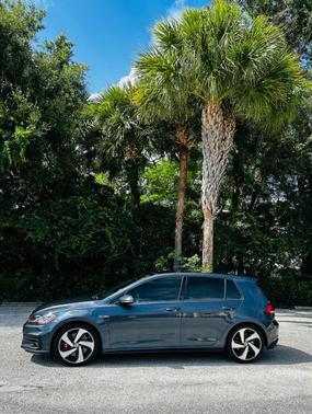 Blue 2018 Volkswagen Golf GTI 2.0T SE 4-Door