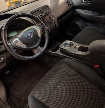 2013 Nissan Leaf S