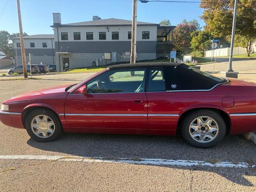 Red 2002 Cadillac Eldorado ESC