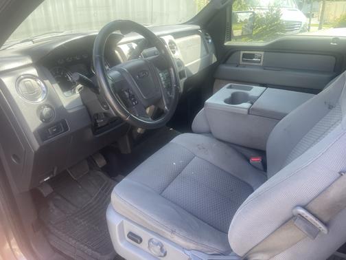 Gray 2011 Ford F-150 XLT