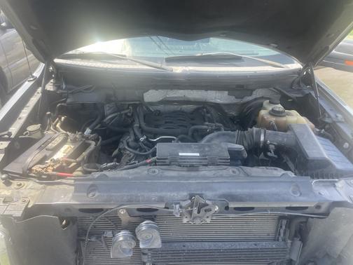 Gray 2011 Ford F-150 XLT