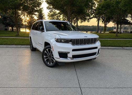 White 2021 Jeep Grand Cherokee L Overland