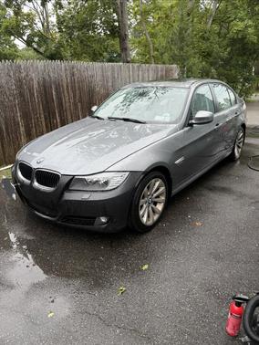Gray 2011 BMW 328 i xDrive