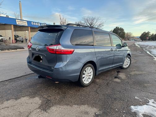 2015 Toyota Sienna XLE