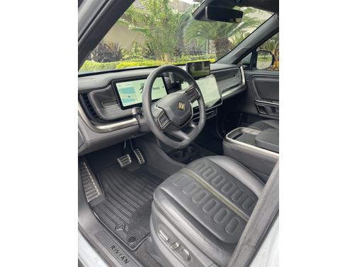 2023 Rivian R1S Adventure Quad-Motor Large Package