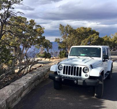 White 2018 Jeep Wrangler JK Unlimited Sahara