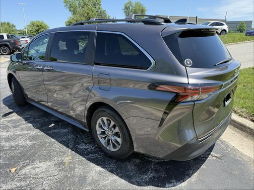 Gray 2022 Toyota Sienna XLE