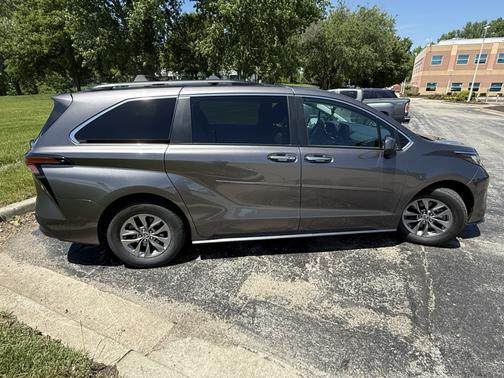 Gray 2022 Toyota Sienna XLE