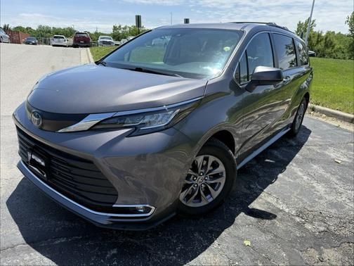 Gray 2022 Toyota Sienna XLE
