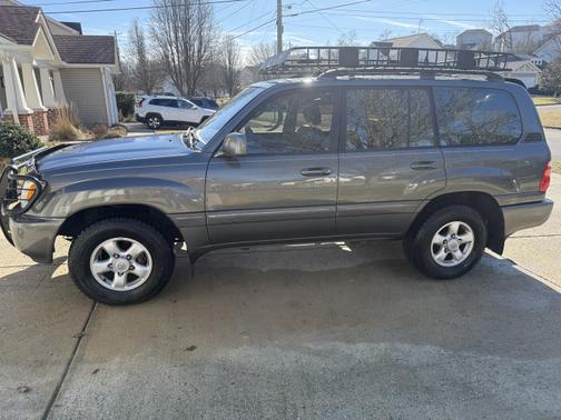 2000 Toyota Land Cruiser Base
