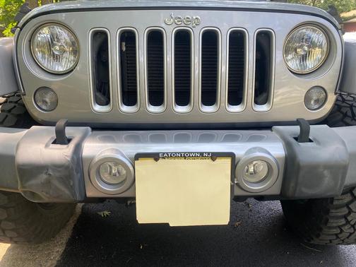 Silver 2016 Jeep Wrangler Unlimited Sahara