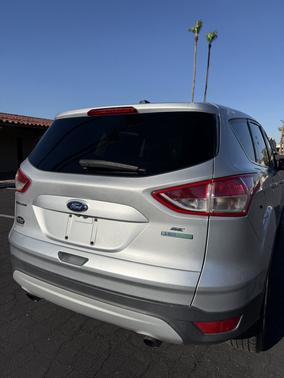 Silver 2014 Ford Escape SE