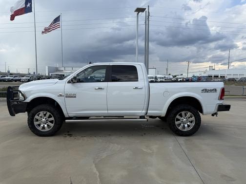 2017 RAM 2500 Laramie