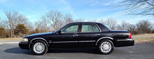 2009 Mercury Grand Marquis LS