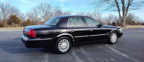 2009 Mercury Grand Marquis LS