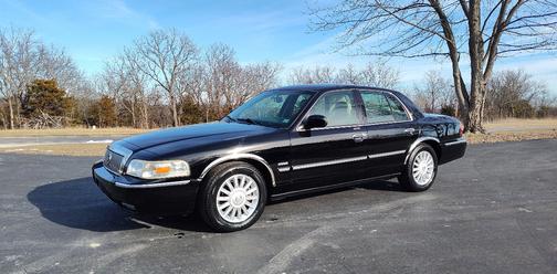 2009 Mercury Grand Marquis LS