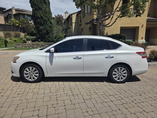 White 2014 Nissan Sentra S