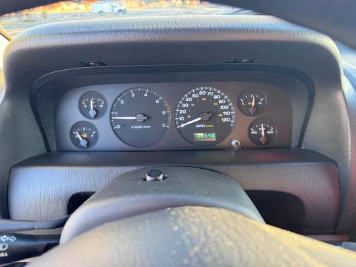 2004 Jeep Grand Cherokee Laredo