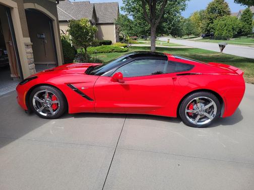 Red 2015 Chevrolet Corvette Stingray