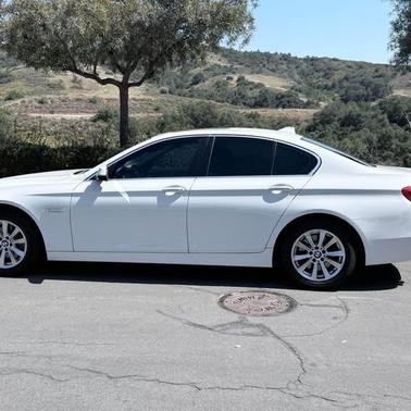White 2015 BMW 528 i