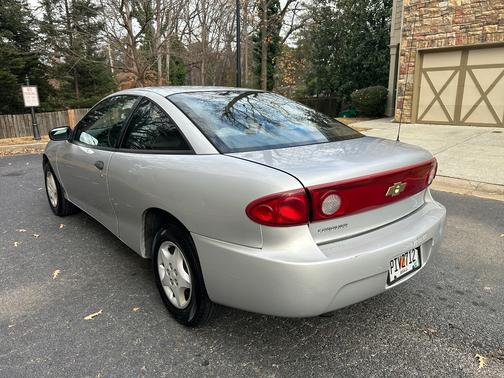 2005 Chevrolet Cavalier Base