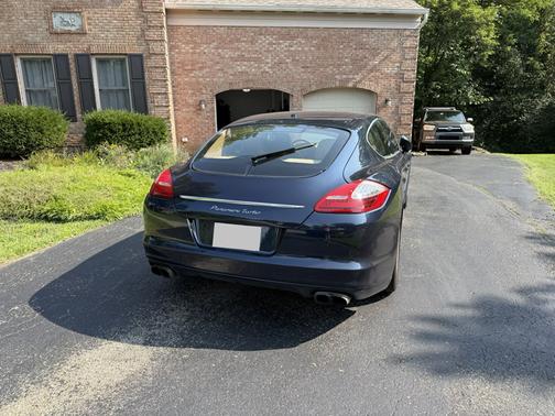 Blue 2012 Porsche Panamera Panamera Turbo