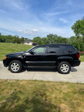 Black 2008 Jeep Grand Cherokee Laredo