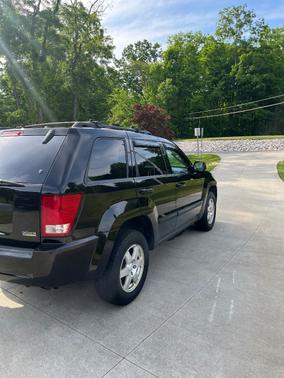Black 2008 Jeep Grand Cherokee Laredo