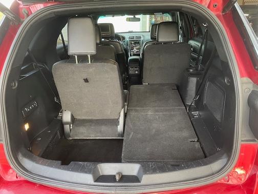 Red 2016 Ford Explorer Sport