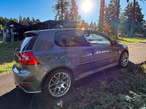 2008 Volkswagen R32 Base