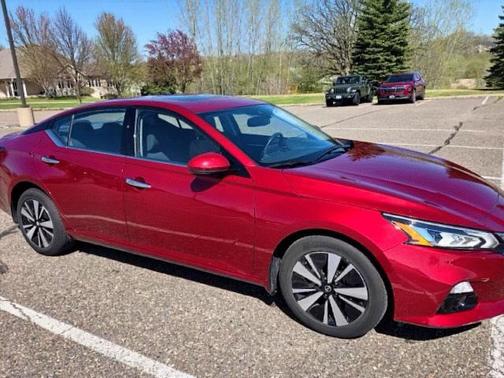 Red 2020 Nissan Altima 2.5 SV