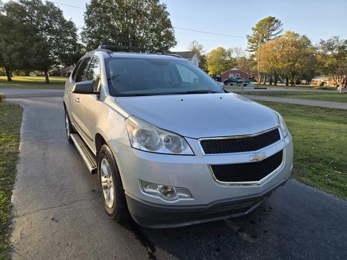 2012 Chevrolet Traverse LS