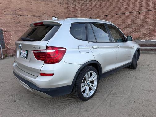 Gray 2016 BMW X3 xDrive28d