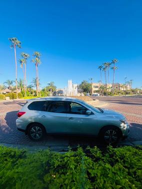 Silver 2017 Nissan Pathfinder S