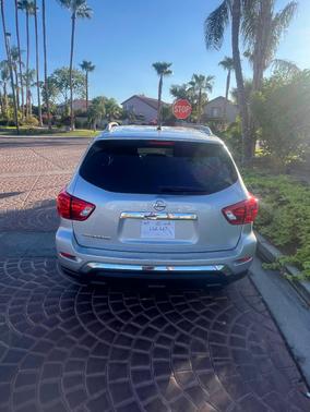 Silver 2017 Nissan Pathfinder S