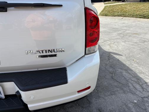 2014 Nissan Armada Platinum