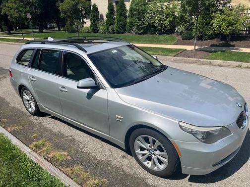 Silver 2010 BMW 535 i xDrive