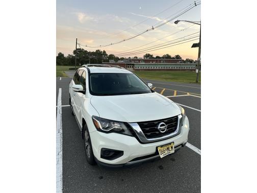 2019 Nissan Pathfinder S
