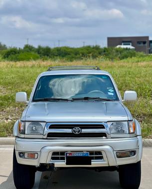 Gold 1999 Toyota 4Runner Limited