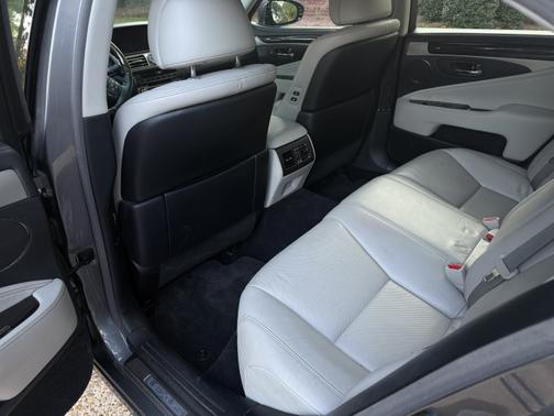 2016 Lexus LS 460 Base
