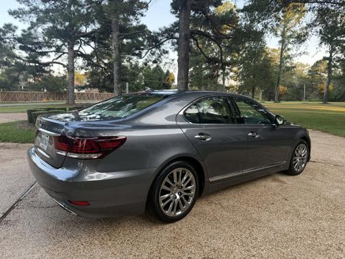 2016 Lexus LS 460 Base