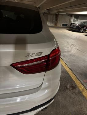 White 2015 BMW X6 xDrive35i